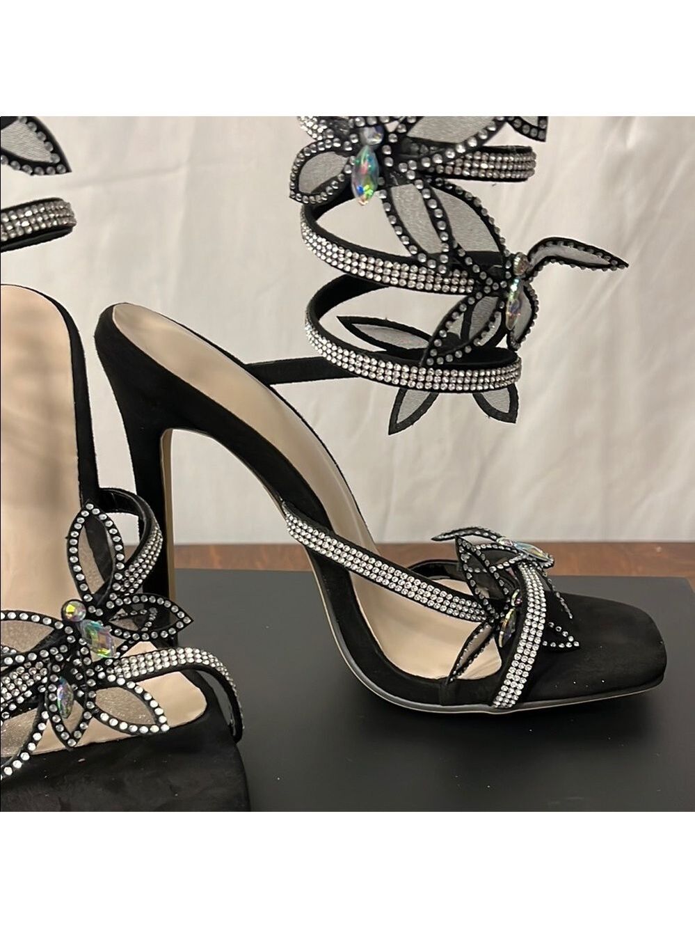 HOST PICK 🌺 Elegant Black Strappy Heels with Rhinestone Accents - Picture 5 of 9